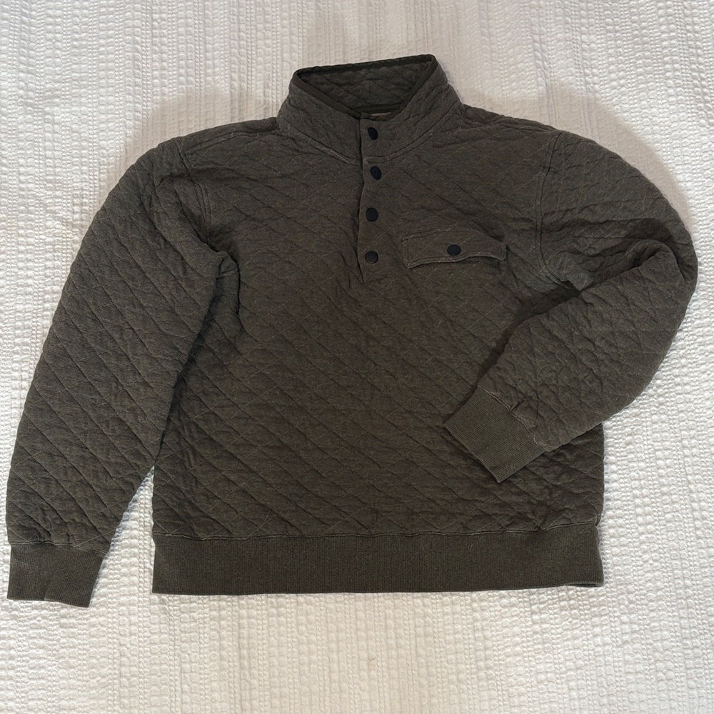 Men’s Faherty Quilted Pullover Sweater in Olive